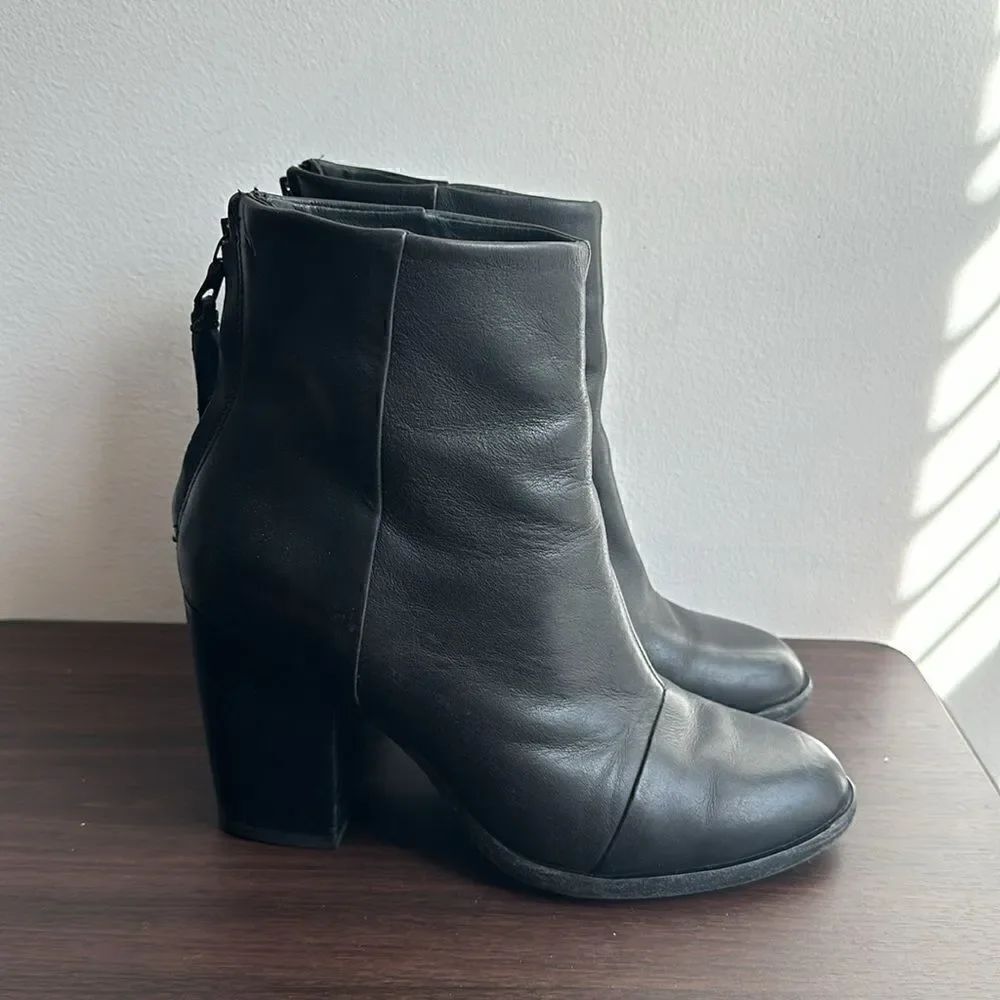 Rag & Bone Black Leather Heeled Ankle Booties Sz 40